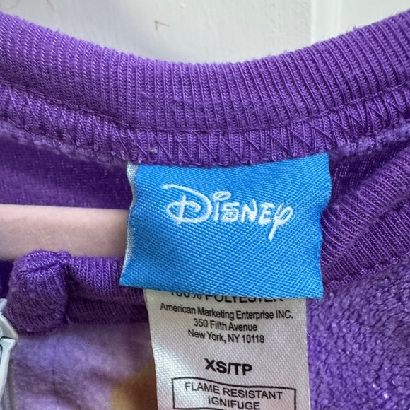Disney Frozen XS Girls Size 4 Elsa & Anna Fleece Footie Pajama Purple and White - Picture 4 of 5